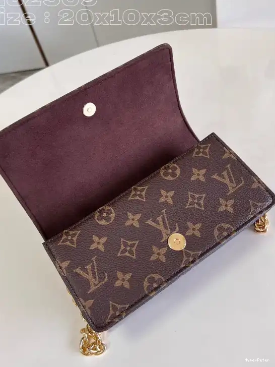 Chain LOUIS Wallet On VUITTON Lily 0516
